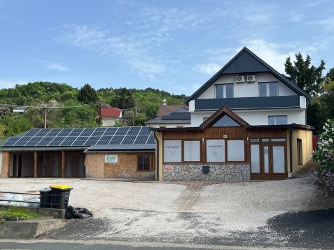 Eladó Üzlethelyiség 8315 Gyenesdiás 