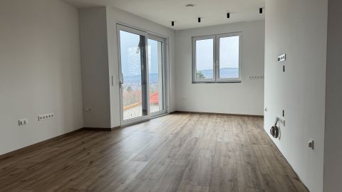 Eladó Ház 8175 Balatonfűzfő Hegyalja 
