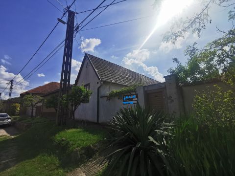 Eladó Ház 2890 Tata 