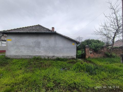 Eladó Ház 5430 Tiszaföldvár 5430 Tiszaföldvár, Csendes környék