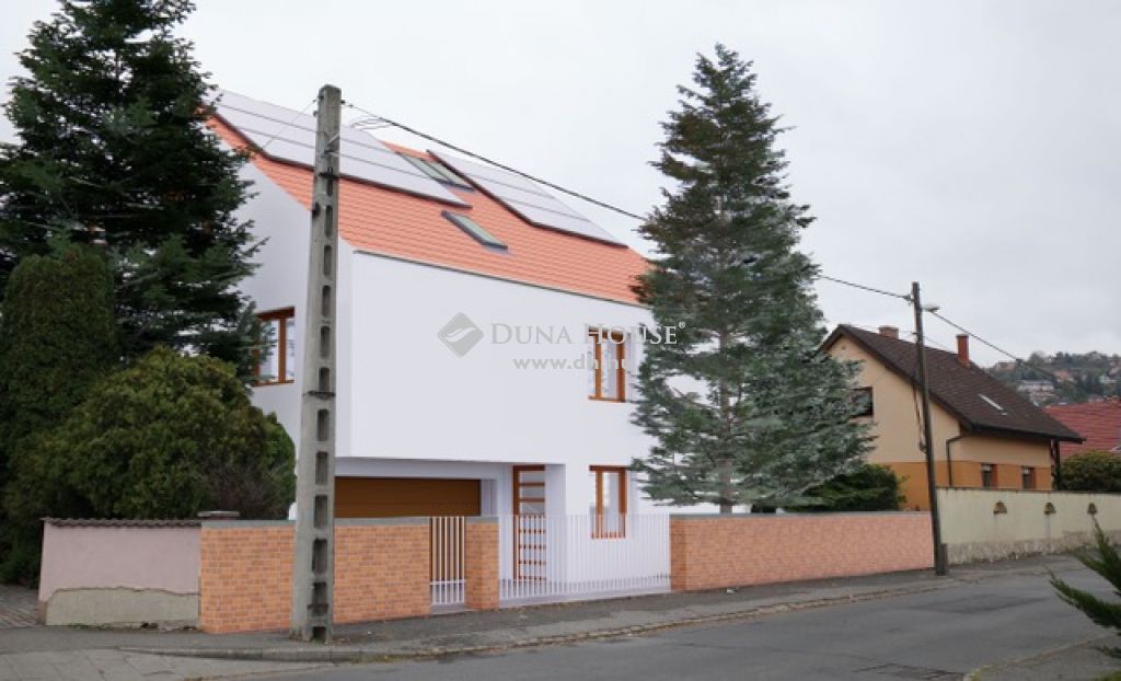 7633 Pécs , Egyetemváros — 1/14