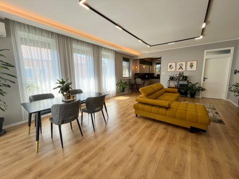 Eladó Ház 2030 Érd , Érd közkedvelt részén Parkvárosban