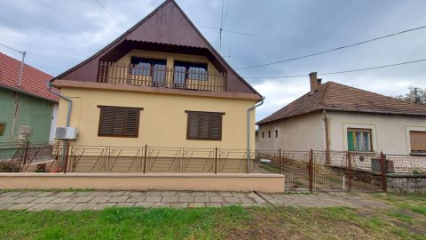 Eladó Ház 7200 Dombóvár 