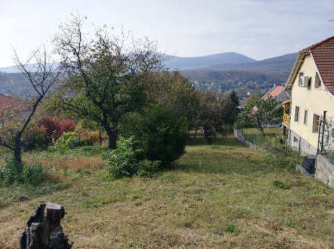 Eladó Telek 2013 Pomáz A Messelián panorámás építési telek, 30% beépíthetőséggel!