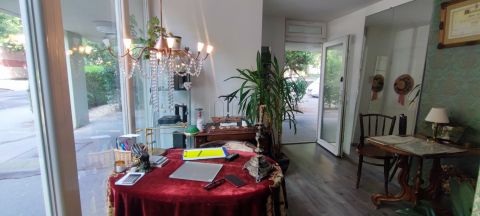 Eladó Üzlethelyiség 1035 Budapest 3. kerület , Kiváló lehetőség - Bécsi út közelében üzlethelyiség eladó