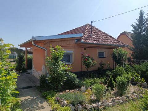 Eladó Ház 6044 Kecskemét 