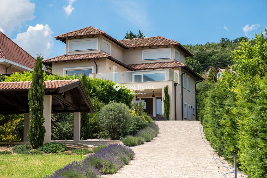 Eladó ház, Balatongyörök