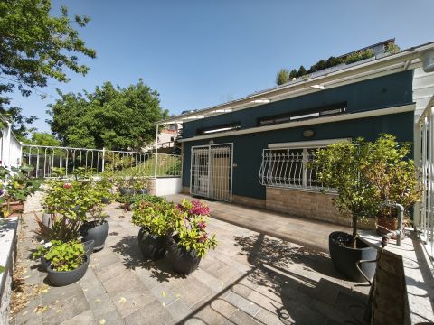 Eladó Lakás 2400 Dunaújváros , Dunaújváros kedvelt részén a Teraszházakban, lakás eladó!
