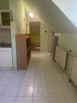 Eladó Lakás 9200 Mosonmagyaróvár , Belváros Barokk udvar