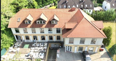 Eladó Üzlethelyiség 1106 Budapest 10. kerület , Kiváló lokációval rendelkező, vállalkozásra alkalmas épület