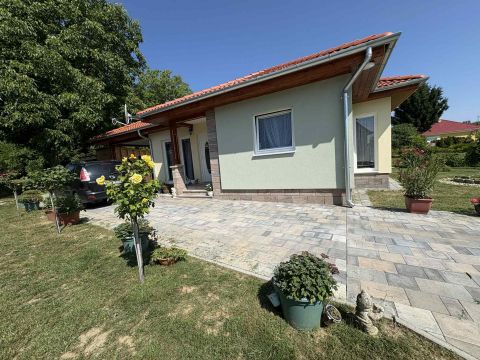 Eladó Ház 8754 Galambok , Galambok Templom