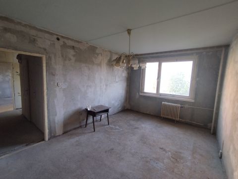 Eladó Lakás 2800 Tatabánya 