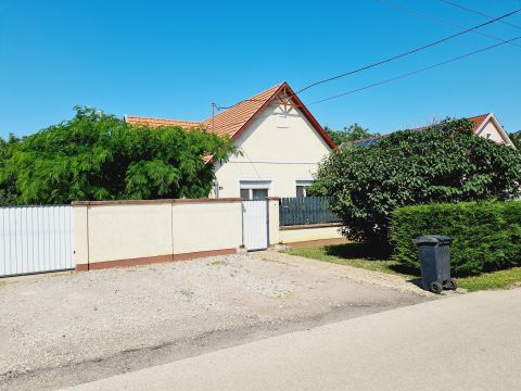Eladó Ház 5600 Békéscsaba 