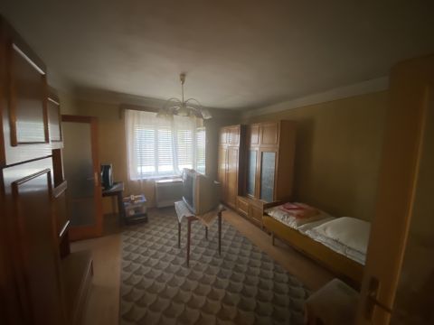 Eladó Ház 2721 Pilis , Központhoz közel