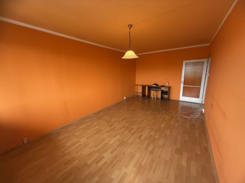 Eladó Lakás 8000 Székesfehérvár , Csónakázó tó közelében, Palotai úton 52 nm-es lakás 
