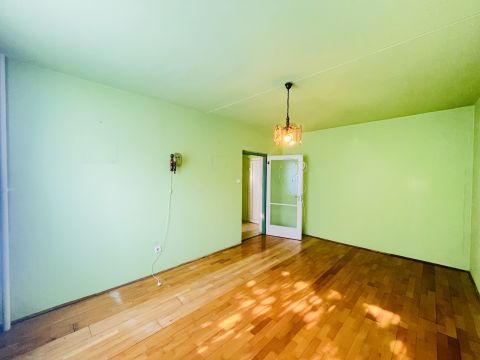 Eladó Lakás 8200 Veszprém Stromfeld, 1.emelet, 35m², panel