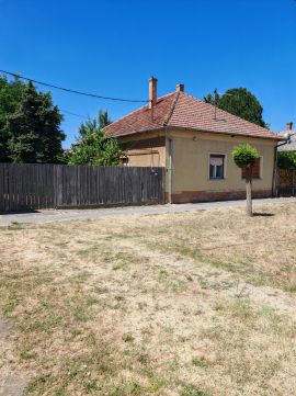 Eladó Ház 2746 Jászkarajenő , Kossuth Lajos utca
