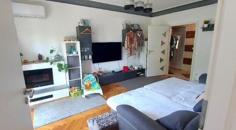 Eladó Lakás 5440 Kunszentmárton , 5440 Kunszentmárton, Nyugodt, jo