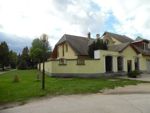 Kiadó Ház 6000 Kecskemét , Vízmű utca