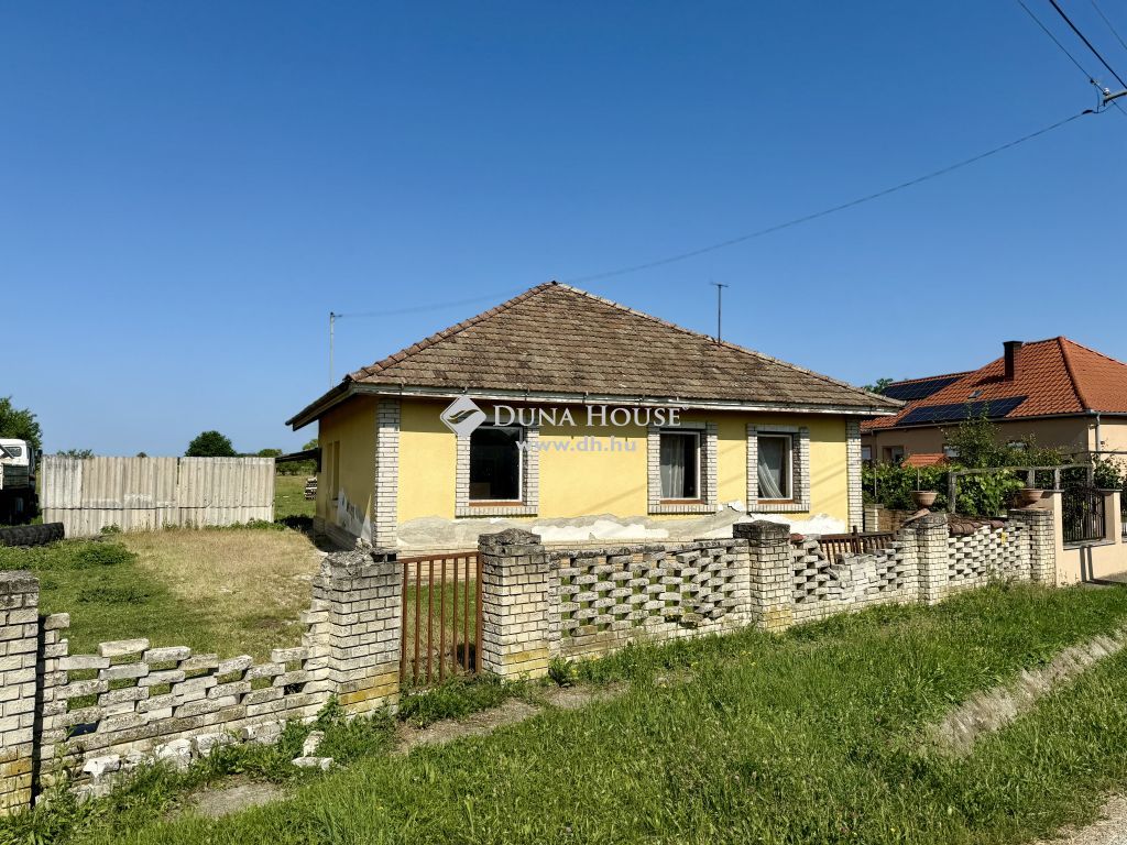 8997 Zalaháshágy — 1/17