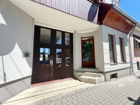 Eladó Iroda 9700 Szombathely 