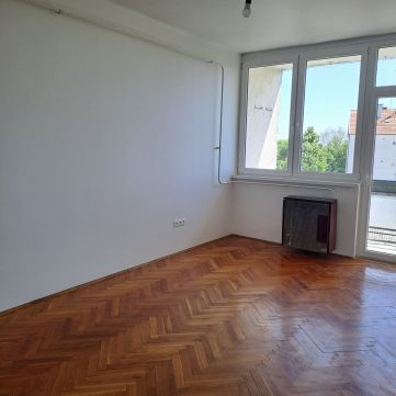 Eladó Lakás 5100 Jászberény , Pelyhesparton