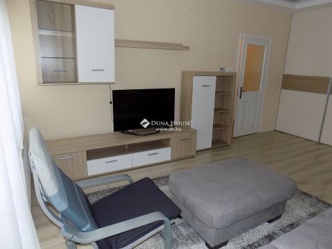 Kiadó Lakás 8900 Zalaegerszeg 