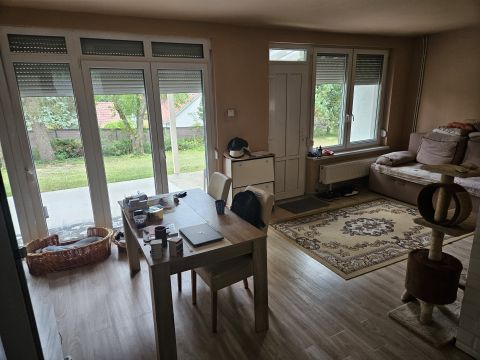 Eladó Ház 2090 Remeteszőlős , Madaras utcák