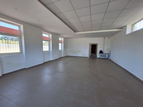 Eladó Üzlethelyiség 9800 Vasvár , Vasvár