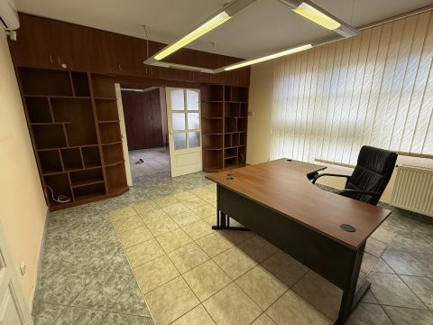 Eladó Ház 2700 Cegléd 