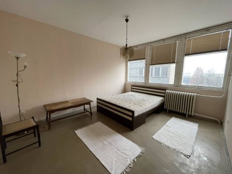 Eladó Lakás 6000 Kecskemét , ELADÓ BELVÁROSI, 2 SZOBÁS LAKÁS LIFTES HÁZBAN!