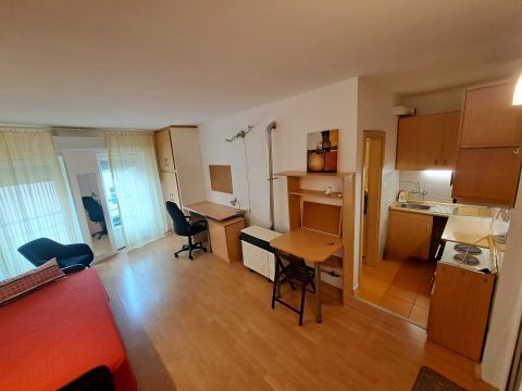 Kiadó Lakás 7621 Pécs 
