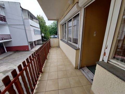 Eladó Lakás 6500 Baja , Rókusváros