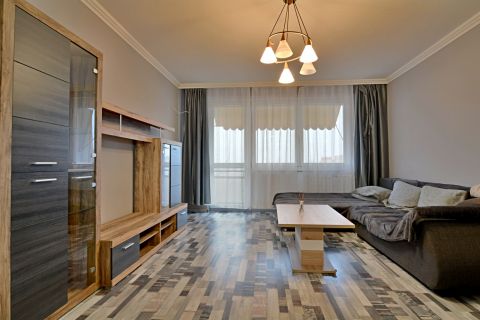 Kiadó Lakás 6000 Kecskemét , Bútorozott, gépesített, PANORÁMÁS 1 szobás lakás KIADÓ