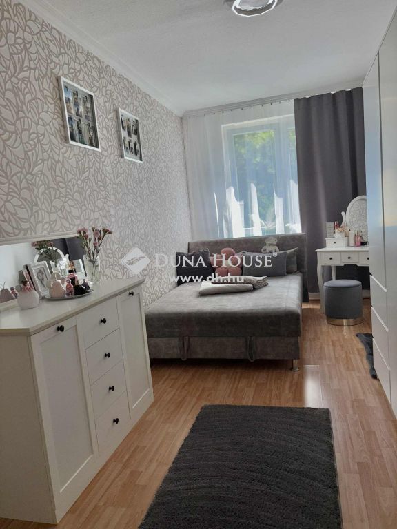4400 Nyíregyháza , Fazekas János tér — 1/19