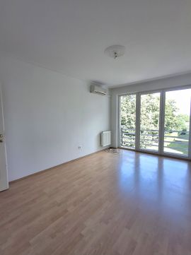 Eladó Lakás 4028 Debrecen , A Kassai úti Campus közelében.