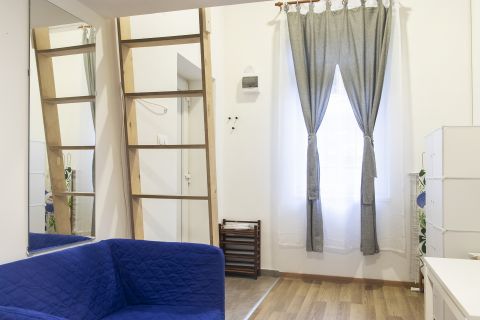 Eladó Lakás 1089 Budapest 8. kerület 