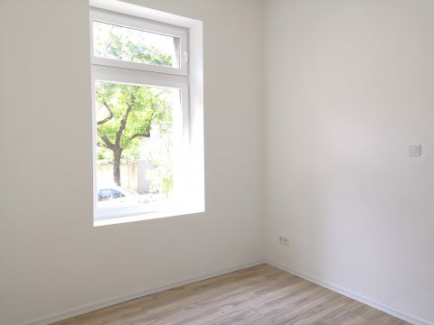 Eladó Lakás 1135 Budapest 13. kerület , Új építésű környezetben, felújított, 2 szobás lakás