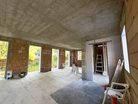 Eladó Ház 1028 Budapest 2. kerület Remetekertváros, 450 méterre a Hűvösvölgy villamos megálló
