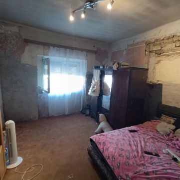 Eladó Ház 6000 Kecskemét Belvárosban felújítandó családi ház eladó !!!!