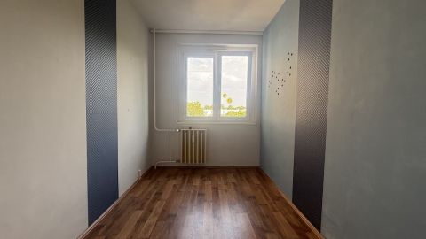 Eladó Lakás 9700 Szombathely Derkovits lakótelepen