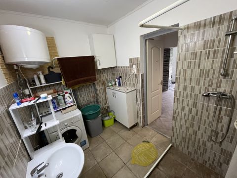 Eladó Ház 7013 Cece Művelődésiház