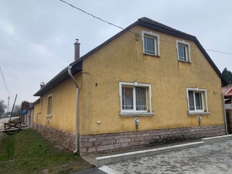 Eladó Ház 2834 Tardos 