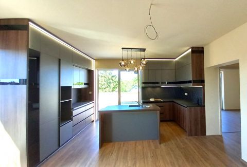 Eladó Ház 4033 Debrecen Csapókert