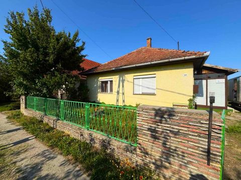 Eladó Ház 8692 Szőlősgyörök 