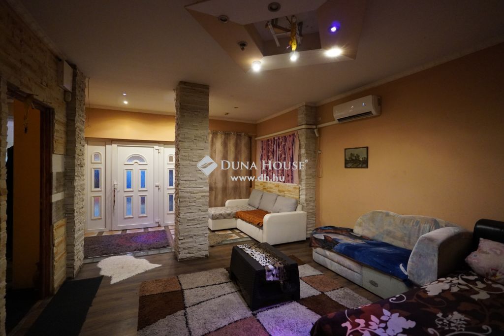 1222 Budapest 22. kerület — 1/18