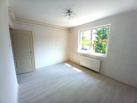 Eladó Ház 5451 Öcsöd , csendes utcájában