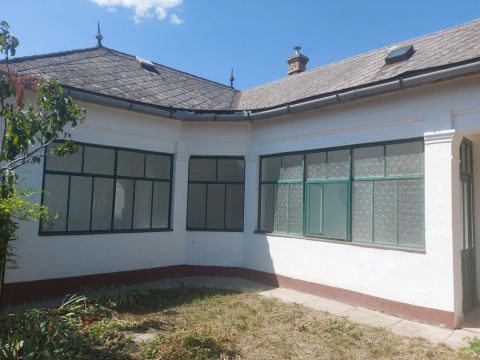 Eladó Ház 6085 Fülöpszállás 