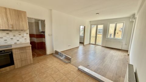 Kiadó Lakás 1154 Budapest 15. kerület , 15. kerület Szentmihályi út 