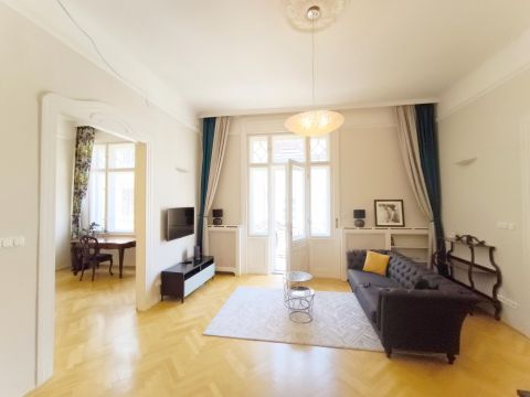 Kiadó Lakás 1056 Budapest 5. kerület 
